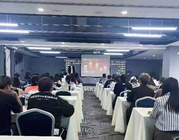 ​鑫领腾|2022年10月表彰会